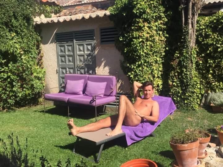 Гостьовий будинок La Casona De Castilnovo - Gay Men Only Valdesaz Екстер'єр фото